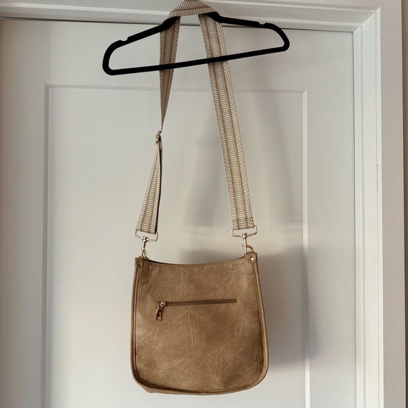 Viva Terry Vegan Crossbody Fashion Shoulder Bag Light Khaki - Picture 4 of 16
